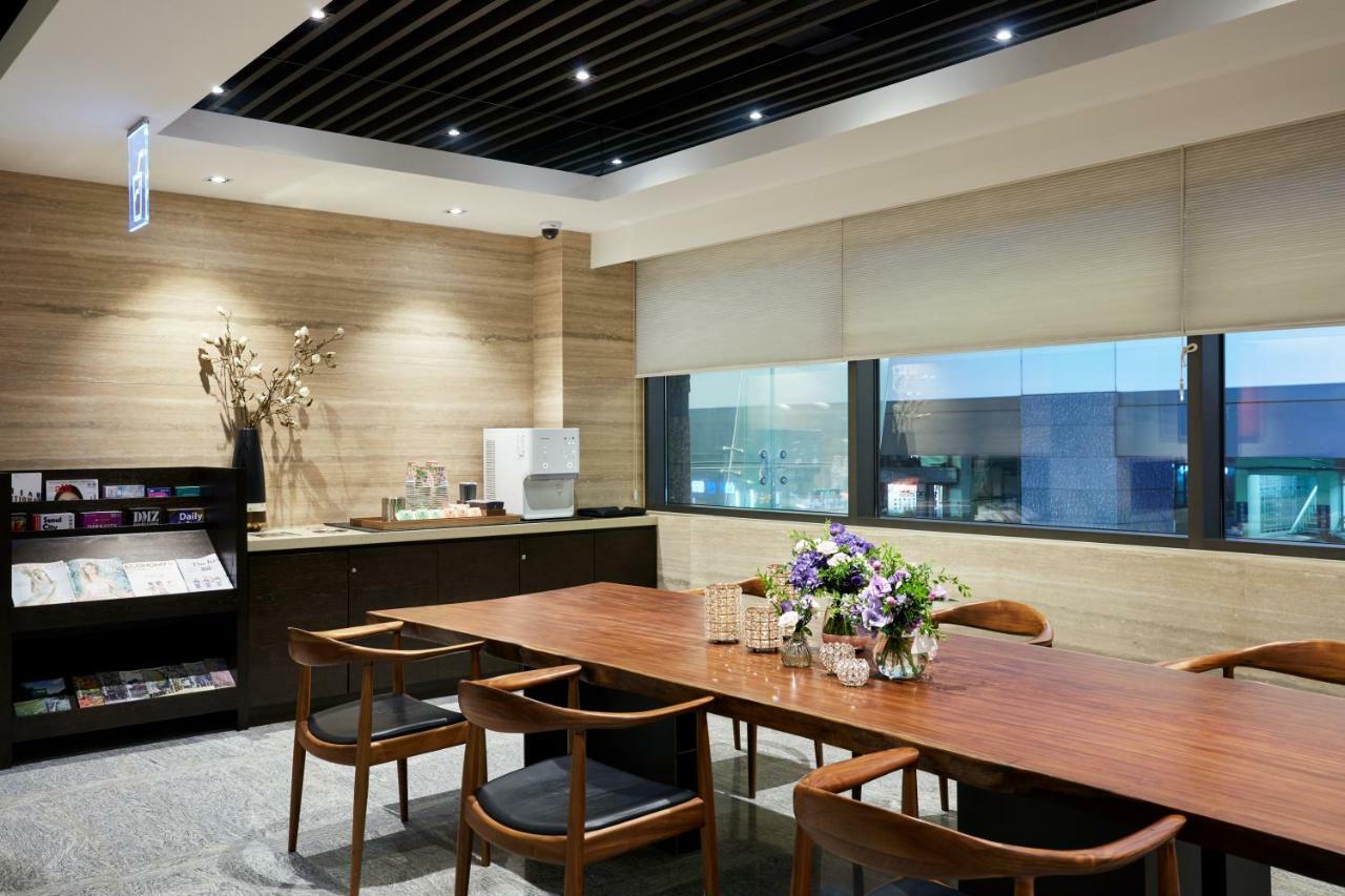 Hotel Pj Myeongdong Seoul Exterior photo